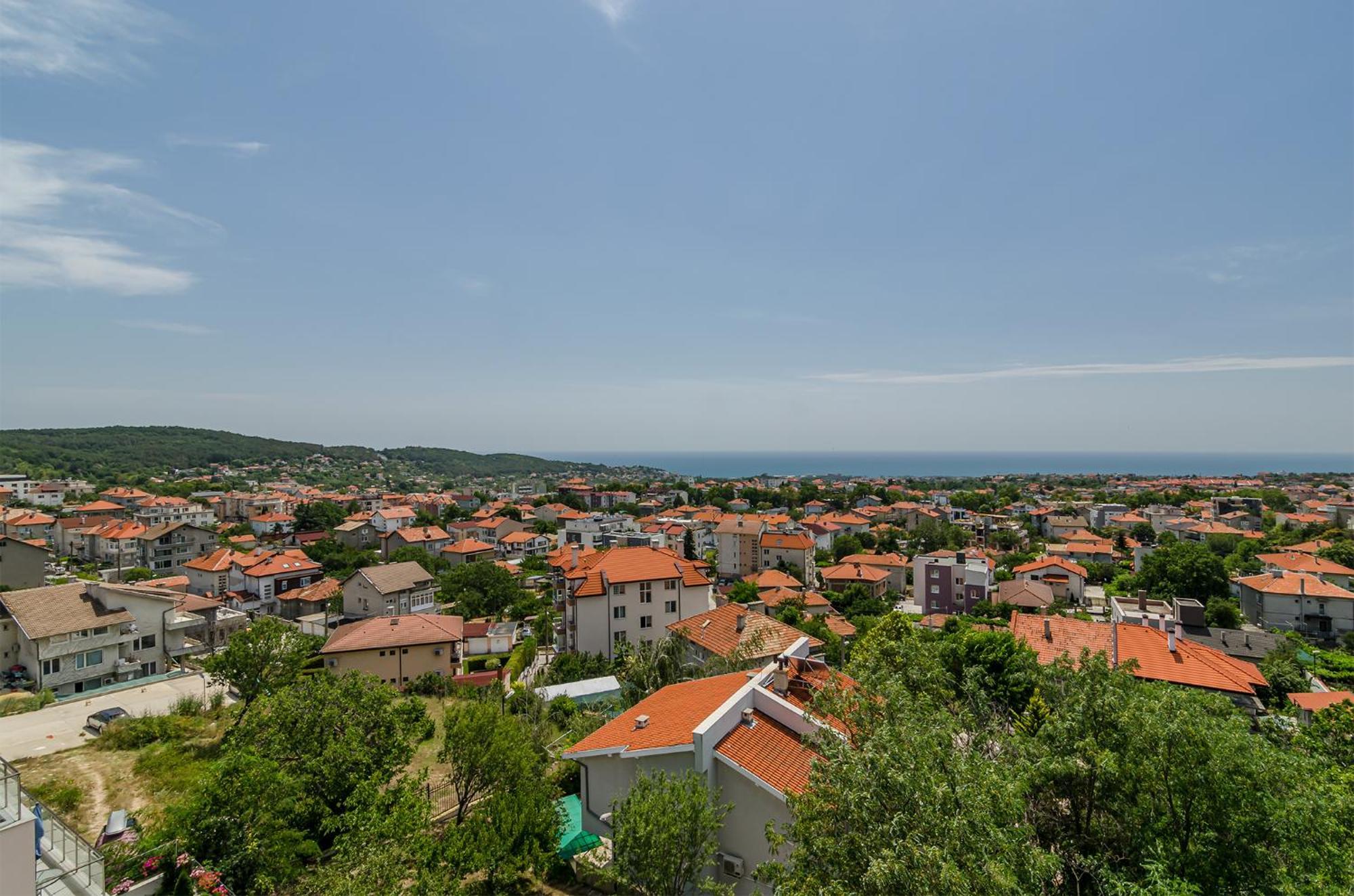 New Vinnie View Varna